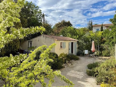 Terrace, Neighbourhood, Facade/entrance