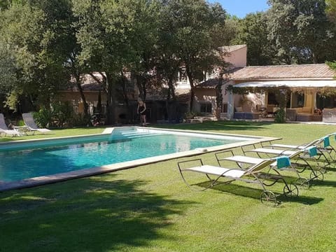 Sunbed, Property exterior, Garden, Terrace, Swimming pool