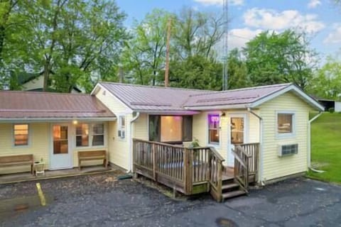 87b2db51 abba 4e36 897a cb1a43ceaeda