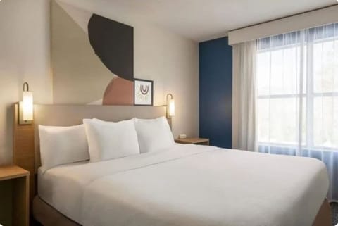 Bedroom. Interior and views may vary based on location and availability.