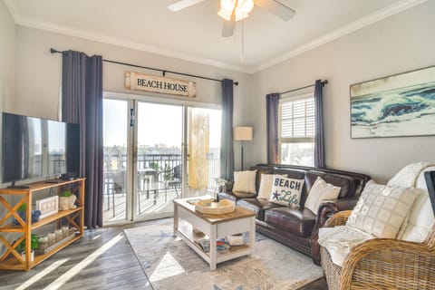 Treasure Island Vacation Rental | 2BR | 2BA | 930 Sq Ft | Step-Free Access