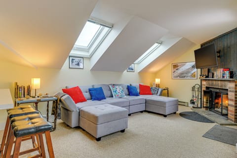 Dover Vacation Rental | 1BR | 1BA | Stairs Required | 664 Sq Ft