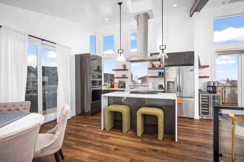 The kitchen is equipped with many amenities and supplies. A perfect place to cook fresh seafood.