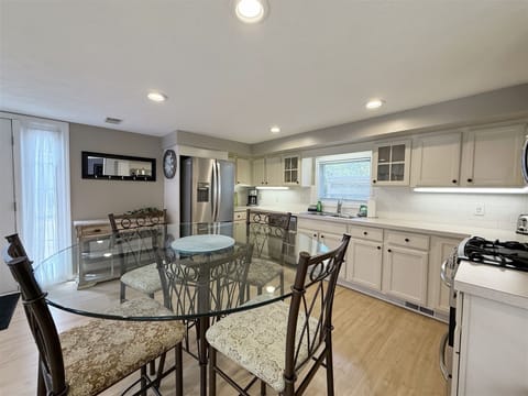 Enjoy a quick breakfast before heading out to explore for the day