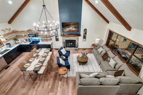 Beautifully Decorated Open Concept Living Area.