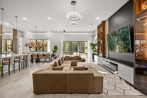 4061 Sonoma Blvd (3).jpg