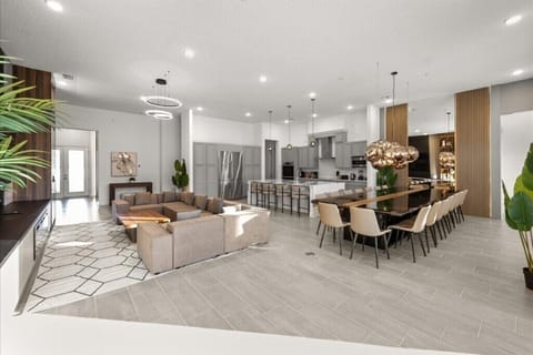 4061 Sonoma Blvd (8).jpg