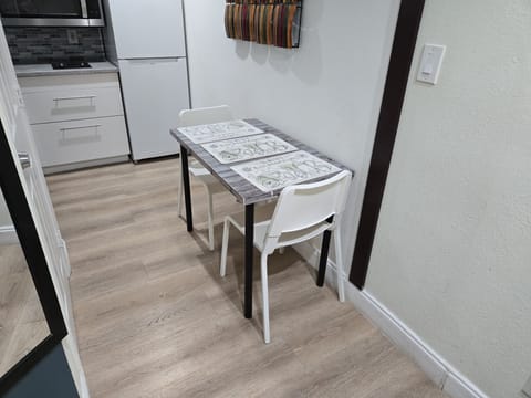 Bright and welcoming table—perfect for meals or game nights.