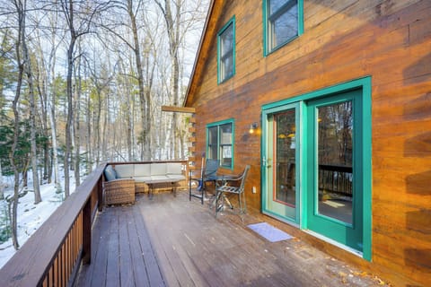 Wraparound Deck | Gas Grill