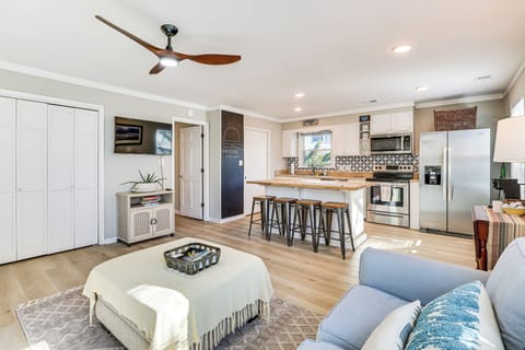 Kure Beach Vacation Rental | 3BR | 1BA | Stairs Required | 960 Sq Ft