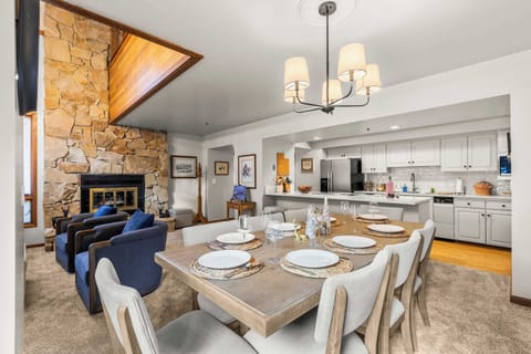 Lovely Dining, Living and Kitchen. Great area for family gatherings! 
