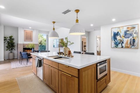 Chef's kitchen leaves nothing to the imagination