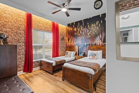 Bedroom #1: 2 Twin-size beds with TV