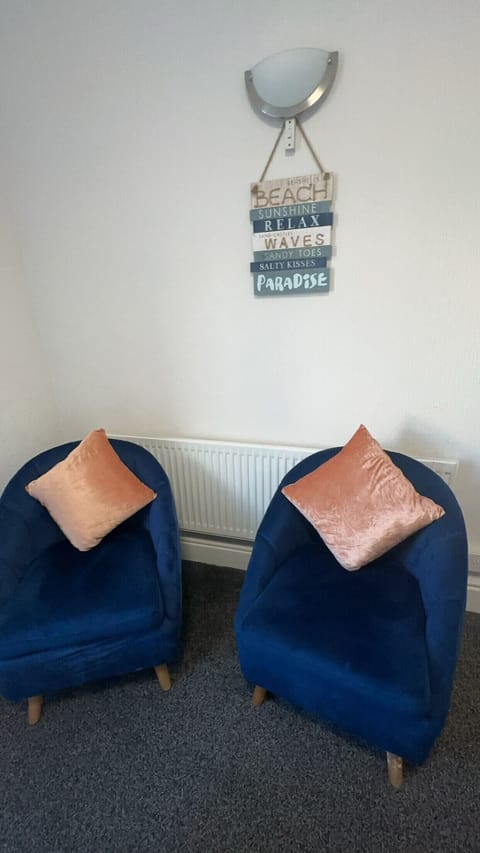 Living Room / Lounge