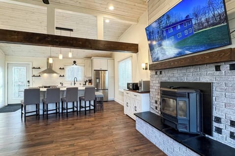 Open living room and Kitchen