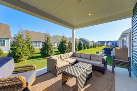 Covered Outdoor Entertainment Area