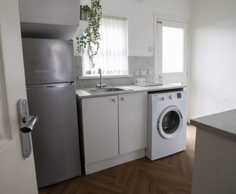 c22bb4c2-e60e-4ff5-b622-3749e495c367