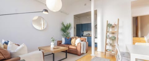 Travel Lets Short Term Rentals 