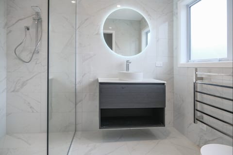 Master Ensuite