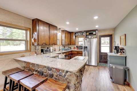 Kitchen | Drip Coffee Maker | Dishwasher | Toaster Oven