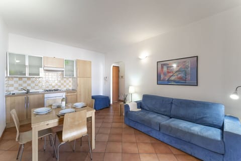 Autumn, Living Room, Spring, Summer, Winter