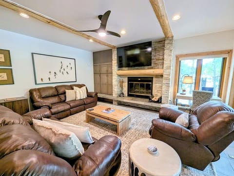 Stunning vacation condo near Mountain House Base Area