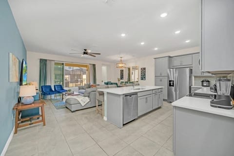 8-web-or-mls-2190-fleming-mist-pl