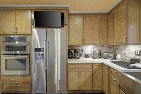 7937bf3d 5fad 4373 818c 94cc393ce2fa