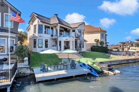 Luxury Open Water Lake LBJ Property