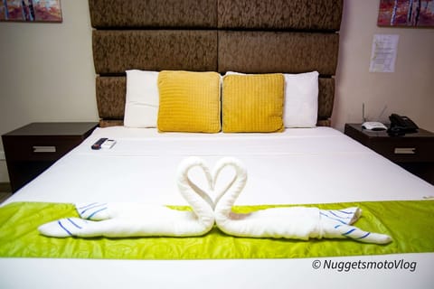 Iron/ironing board, free WiFi, bed sheets, wheelchair access