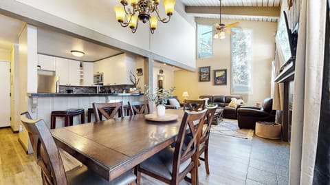 Dining table with seating for 6
