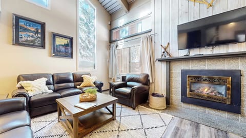 Getaway to Mammoth Ski & Racquet #9!