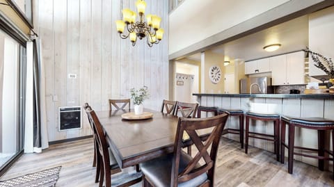 Dining table with seating for 6 and additional counter seating 