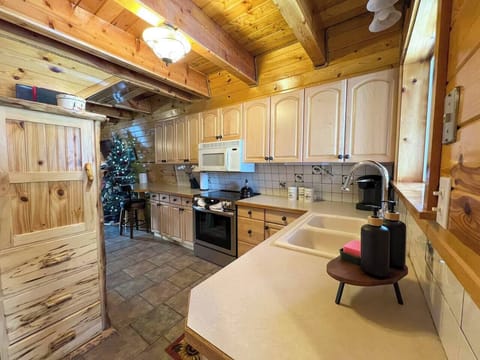 8f7e67f6 9f98 4f59 93cf 5cd5a30f08ad