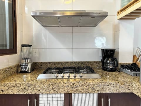 Fe4af6ac 2e50 468c 8a2e d498a0c516ce