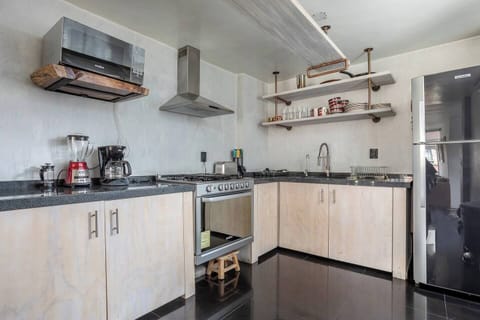 1c68f85a 931e 4e27 9091 1888c69b6e0b