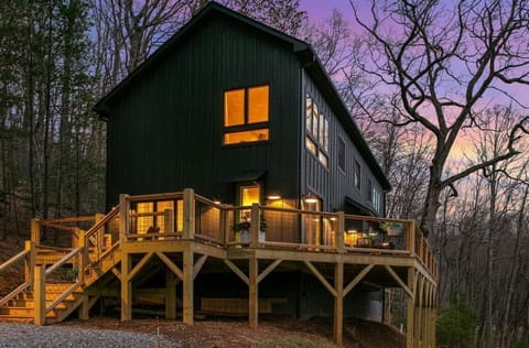 Welcome to Willow Top! 