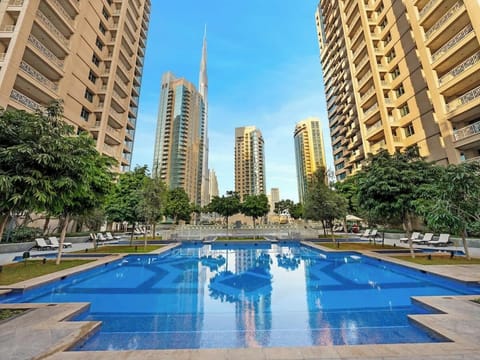 Pool Located on 3rd Floor of the building - accessible using building access card from 8am till 8pm
