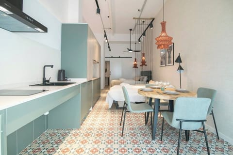 5c02e720 5693 4342 afec e81f0497e1e9