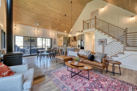 This place is so quiet and peaceful you forget places like this still exist-Leah