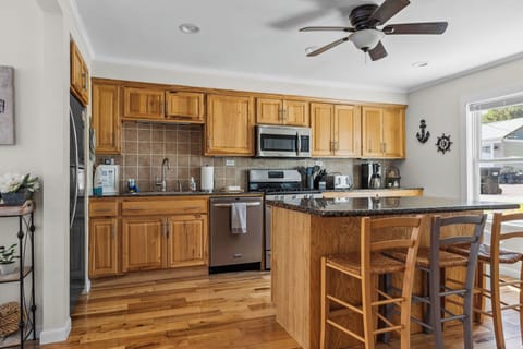 Fully equipped kitchen with everything you need to cook up delicious meals.