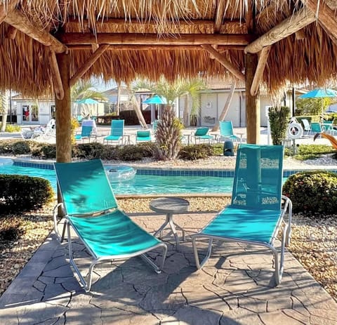 Oasis Resort - Lazy River