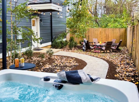 The private hot tub is a welcome escape after a night of Nashville adventures.