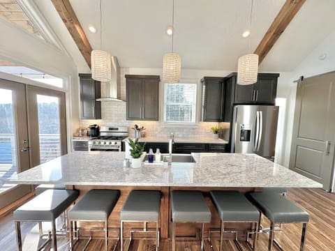 Beautiful fully stocked kitchen accompanied by basic essentials & more!