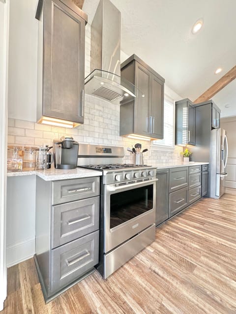 Keurig, Frenchpress,blender,griddle, dishwasher,microwave,garbage disposal, etc.