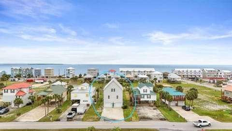 Salty Kisses is the tallest house of the group