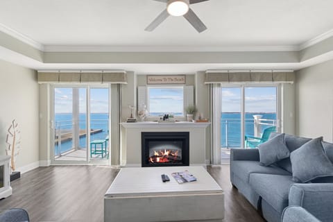 Living Room (1)