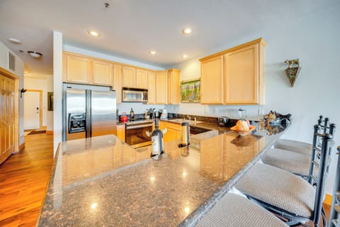Kitchen | Drip Coffee Maker | Dishwasher | Blender | Toaster | 1st Floor