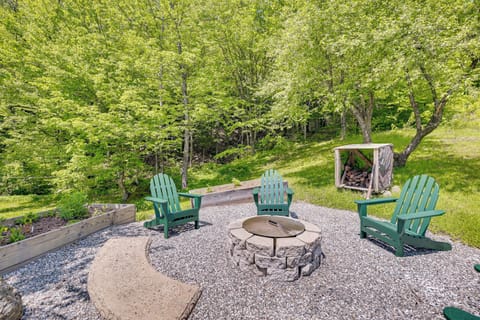 Belvidere Vacation Rental | 3BR | 1.5BA | 2 Steps to Enter | 1,700 Sq Ft