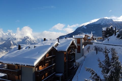 Holiday Home Exterior [winter]